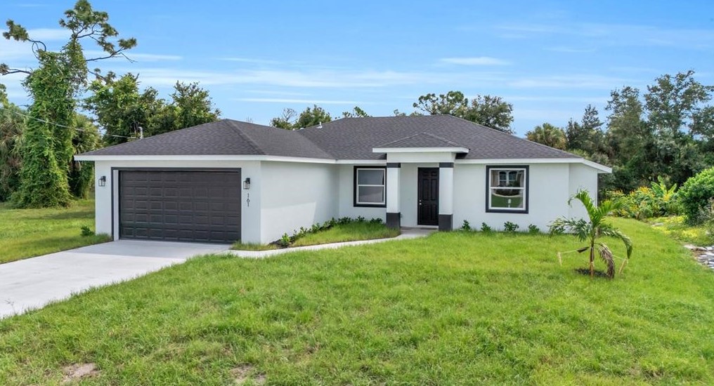 161 Mariner Ln, Placida, FL 33947