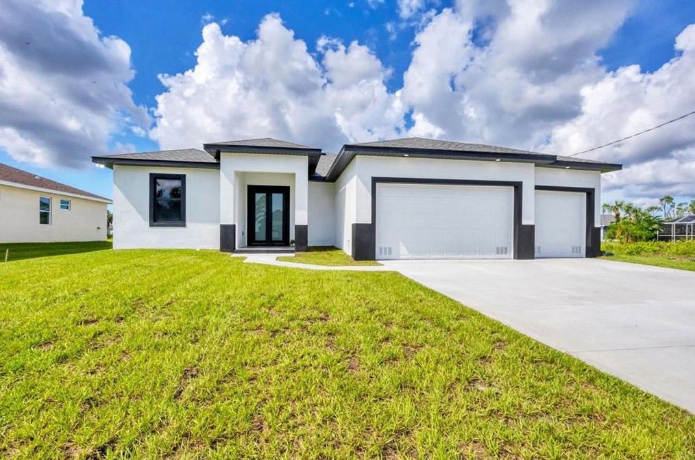 18 Tee View Rd, Placida, FL 33947