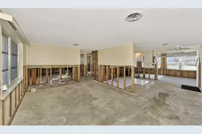 105 Crestview Drive, Englewood, FL 34223 - Photo 50