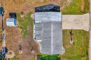 105 Crestview Dr, Englewood, FL 34223 - Photo 8