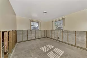 105 Crestview Dr, Englewood, FL 34223 - Photo 40