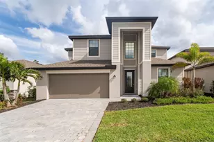 19524 Fishhawk Trl, Venice, FL 34293 - Photo 1