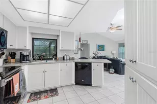 10127 Peach Ave, Englewood, FL 34224 - Photo 20