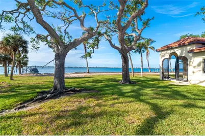 99 W Riverview Avenue, Englewood, FL 34223 - Photo 18