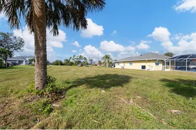 74 Long Meadow Court, Rotonda West, FL 33947 - Photo 12