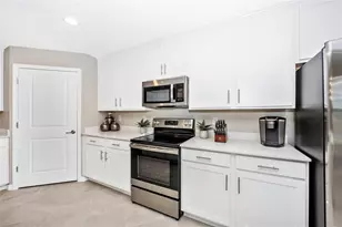 12470 Wellen Golf St, Venice, FL 34293 - Photo 16