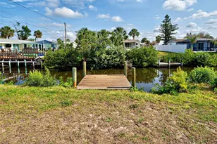 914 E 2nd St, Englewood, FL 34223 - Photo 6