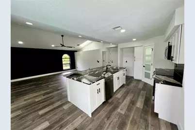 19782 Midway Blvd, Port Charlotte, FL 33948 - Photo 6