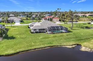 252 Medalist Rd, Rotonda West, FL 33947 - Photo 68