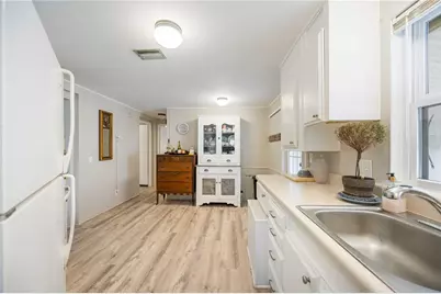 61 S Easter Island Circle, Englewood, FL 34223 - Photo 12