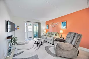 708 Tamiami Trail S, Venice, FL 34285 - Photo 10