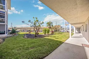 708 Tamiami Trail S, Venice, FL 34285 - Photo 46