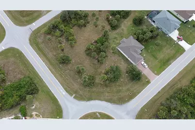 350 Sweetwater Drive, Rotonda West, FL 33947 - Photo 10