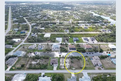 13519 Chenille Drive, Port Charlotte, FL 33981 - Photo 4