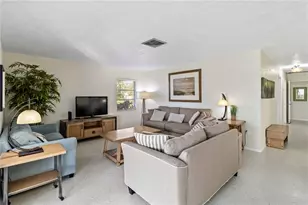 3220 Southfield Ln, Sarasota, FL 34239 - Photo 8