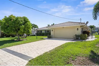 2160 Palm Tree Drive, Punta Gorda, FL 33950 - Photo 8