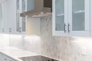 5213 Willow Lake Ct, Sarasota, FL 34233 - Photo 14