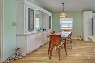 54 N Easter Island Cir, Englewood, FL 34223 - Photo 18