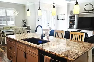 460 Marlin Rd, Venice, FL 34293 - Photo 8