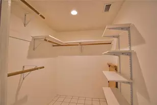 405 Pine Hollow Cir, Englewood, FL 34223 - Photo 34