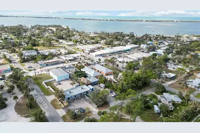 362 W Dearborn Street, Englewood, FL 34223 - Photo 20