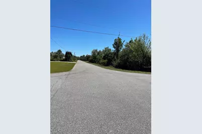 12353 Evelyn Avenue, Port Charlotte, FL 33981 - Photo 4