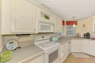 9110 Pinehaven Way, Englewood, FL 34224 - Photo 12