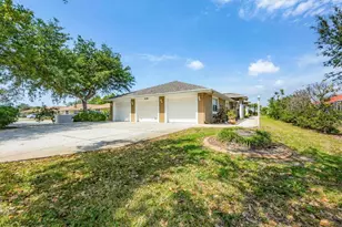 182 Rotonda Blvd W, Rotonda West, FL 33947 - Photo 4