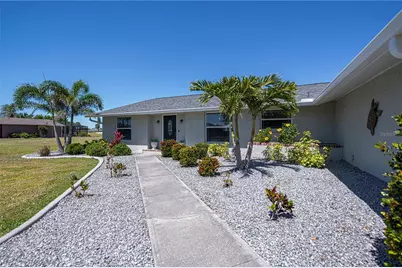 62 Oakland Hills Place, Rotonda West, FL 33947 - Photo 4