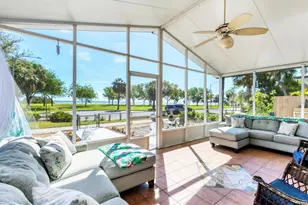 1501 Beach Dr SE, Saint Petersburg, FL 33701 - Photo 1