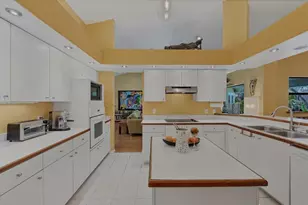 850 Van Gogh Rd, Englewood, FL 34223 - Photo 10