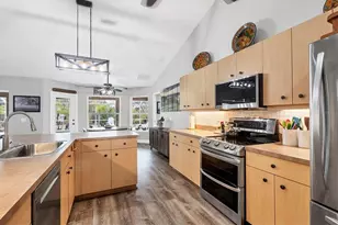 533 Boundary Blvd, Rotonda West, FL 33947 - Photo 12