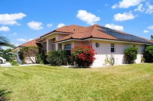 76 Sportsman Rd, Rotonda West, FL 33947 - Photo 2