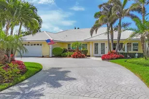 44 Waterford Dr, Englewood, FL 34223 - Photo 4