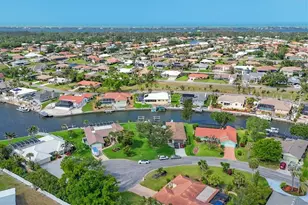 44 Waterford Dr, Englewood, FL 34223 - Photo 2