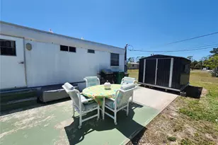 1252 Kingfisher Dr, Englewood, FL 34224 - Photo 22
