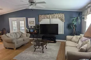 2100 Kings Hwy, Port Charlotte, FL 33980 - Photo 2