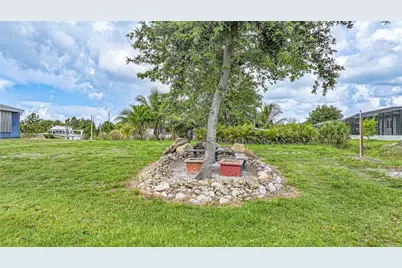 9511 Honeymoon Drive, Port Charlotte, FL 33981 - Photo 4