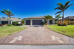 35 Medalist Rd, Rotonda West, FL 33947 - Photo 1