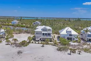 6890 Palm Island Dr, Placida, FL 33946 - Photo 46