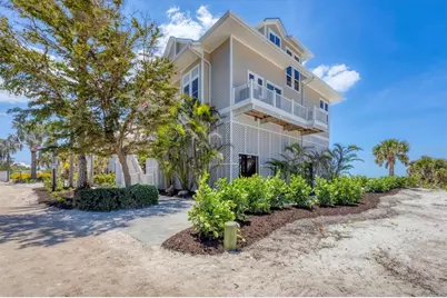 6890 Palm Island Drive, Placida, FL 33946 - Photo 8