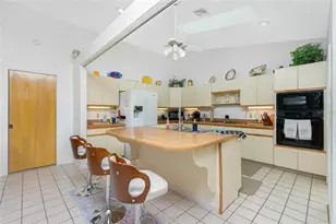 204 Bunker Rd, Rotonda West, FL 33947 - Photo 16