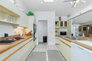 204 Bunker Rd, Rotonda West, FL 33947 - Photo 22