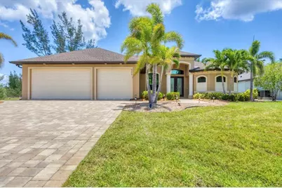 8400 Antwerp Circle, Port Charlotte, FL 33981 - Photo 4