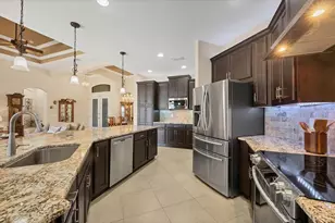 8400 Antwerp Cir, Port Charlotte, FL 33981 - Photo 18