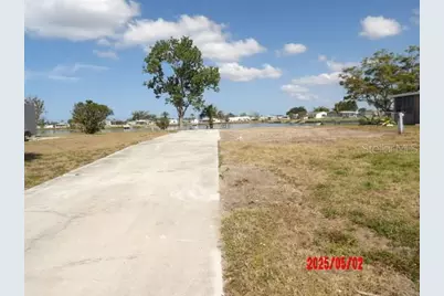 6245 Oriole Boulevard, Englewood, FL 34224 - Photo 2