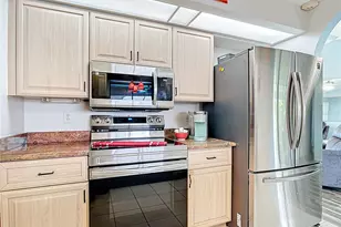 18790 Countryman Ave, Port Charlotte, FL 33948 - Photo 4