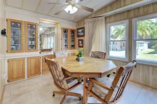 141 N Fiji Cir, Englewood, FL 34223 - Photo 10