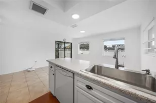 279 Mark Twain Ln, Rotonda West, FL 33947 - Photo 14