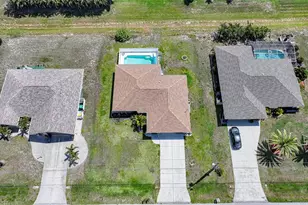 279 Mark Twain Ln, Rotonda West, FL 33947 - Photo 32